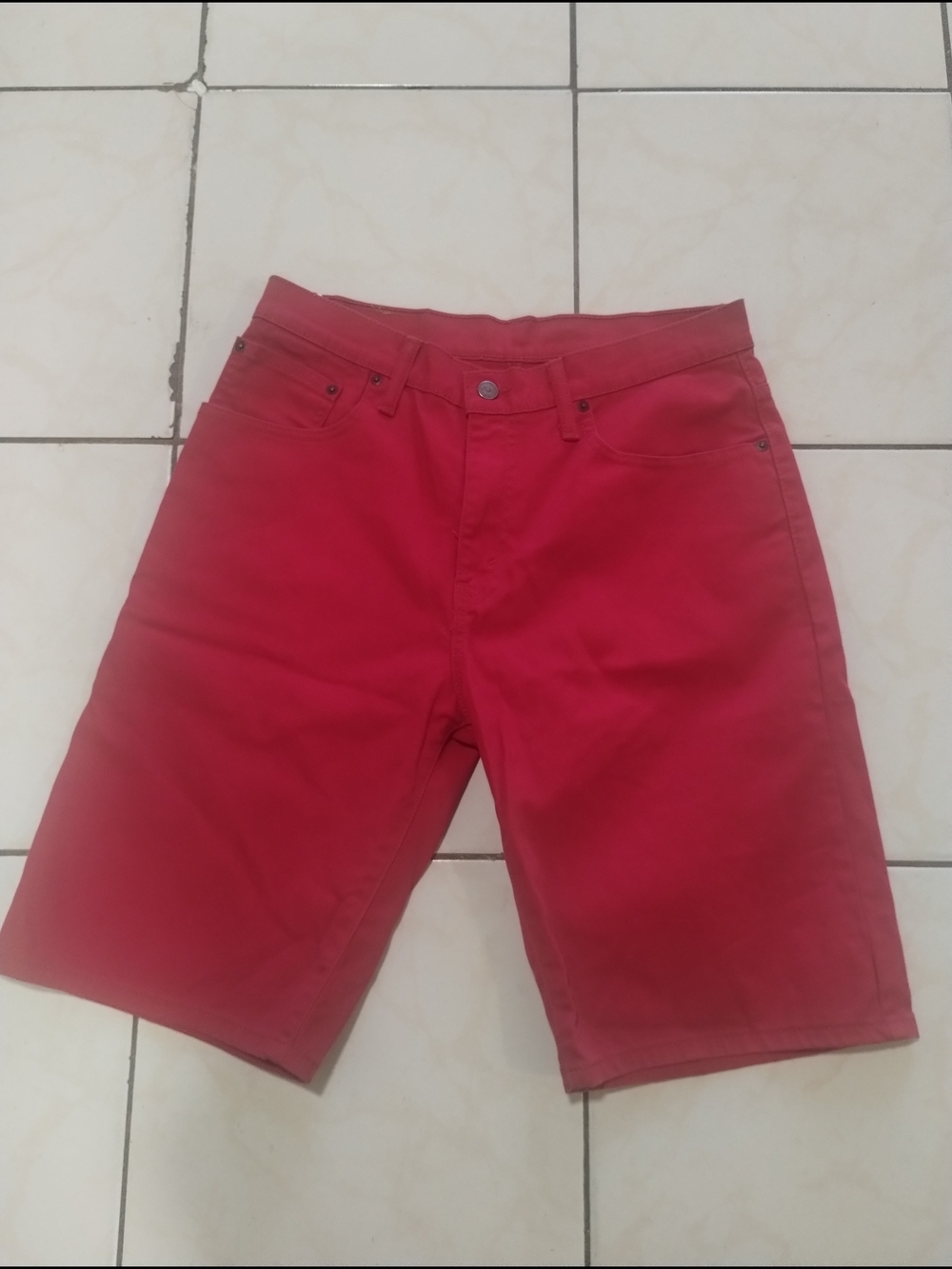 Levi's Red Men's Denim Shorts 569 Size 31
